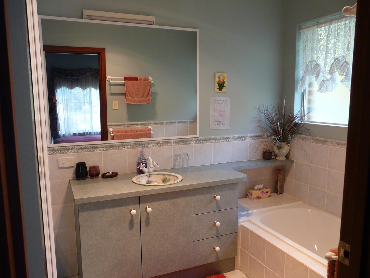 Country Charm Retreat B&B Donnybrook Exteriör bild